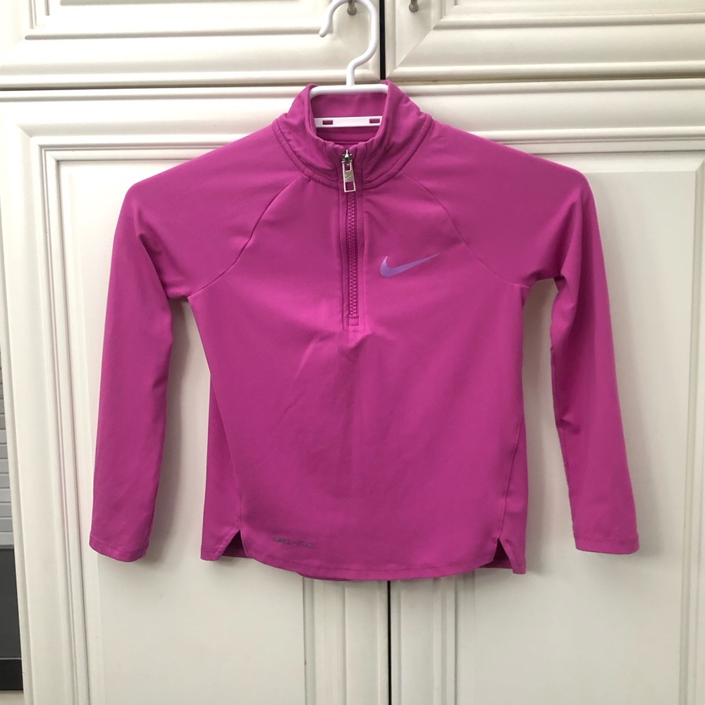 EUC Nike girls partial zip athletic shirt